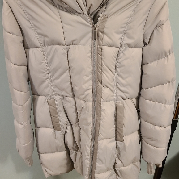 Winter Jacket Women - Picture 1 of 6